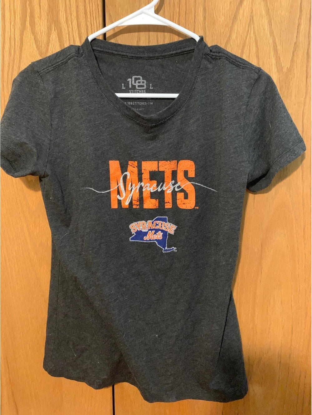 Syracuse Mets youth large t shirt